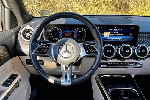 2025 Mercedes-Benz GLB 250 4MATIC