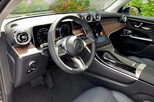 2026 Mercedes-Benz GLC 300 Base