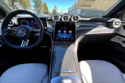 2026 Mercedes-Benz GLC 300 4MATIC