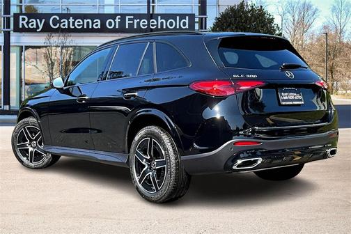 2026 Mercedes-Benz GLC 300 4MATIC