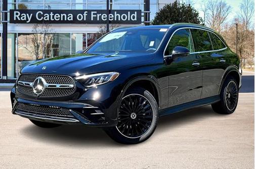2025 Mercedes-Benz GLC 300 4MATIC