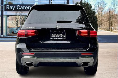 2025 Mercedes-Benz GLB 250 4MATIC
