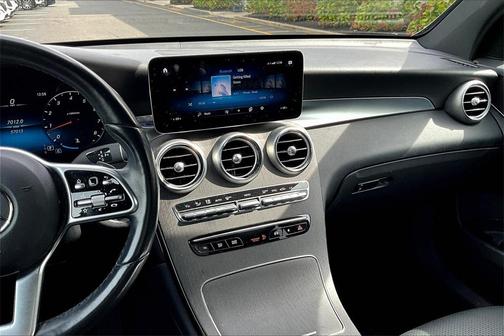 2022 Mercedes-Benz GLC 300 4MATIC