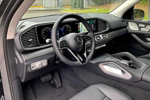 2026 Mercedes-Benz GLE 450e 4MATIC