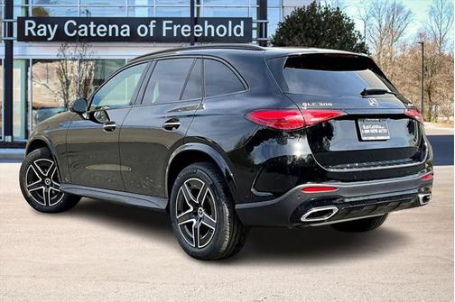 2025 Mercedes-Benz GLC 300 4MATIC