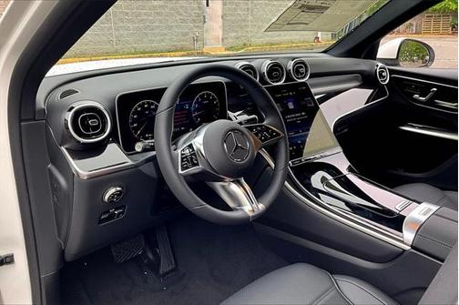 2025 Mercedes-Benz GLC 300 4MATIC
