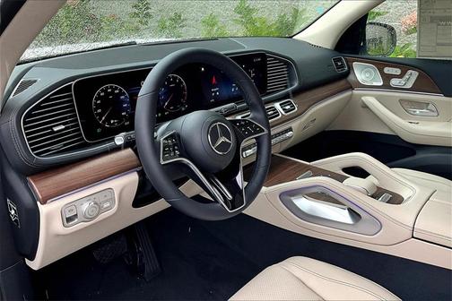 2026 Mercedes-Benz GLS 450 4MATIC