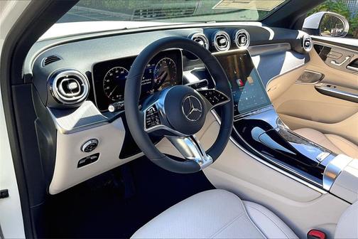 2026 Mercedes-Benz GLC 300 4MATIC