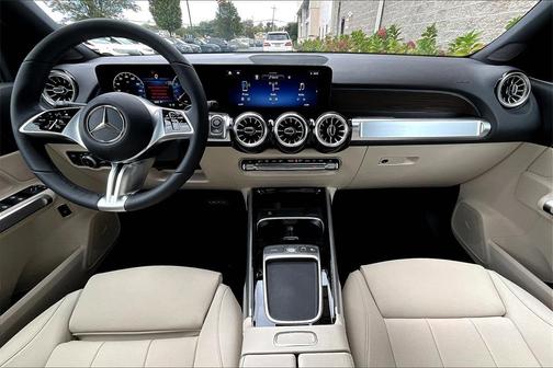 2026 Mercedes-Benz GLB 250 4MATIC