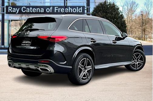 2025 Mercedes-Benz GLC 300 4MATIC