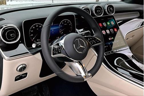 2025 Mercedes-Benz GLC 300 4MATIC