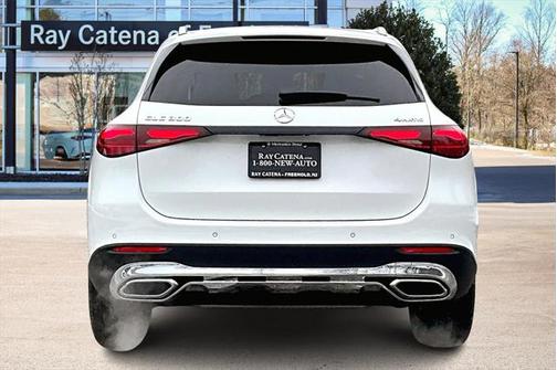 2025 Mercedes-Benz GLC 300 4MATIC