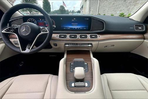 2026 Mercedes-Benz GLS 450 4MATIC