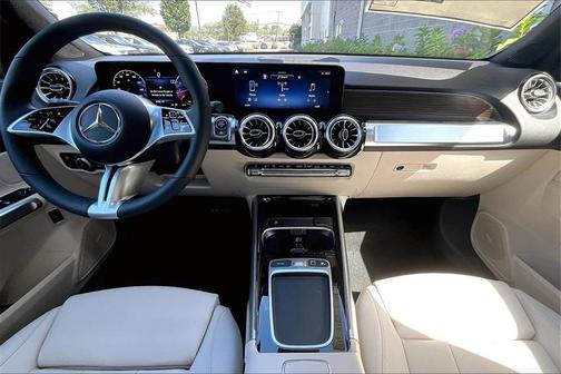 2026 Mercedes-Benz GLB 250 4MATIC