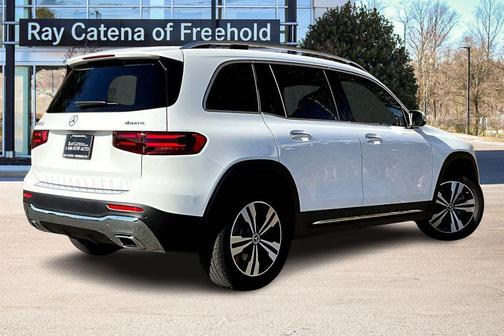 2025 Mercedes-Benz GLB 250 4MATIC