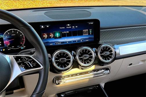 2025 Mercedes-Benz GLB 250 4MATIC