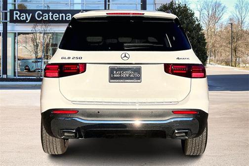 2025 Mercedes-Benz GLB 250 4MATIC