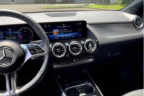 2025 Mercedes-Benz GLA 250 4MATIC