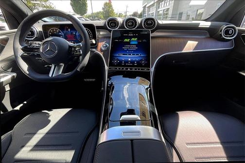 2026 Mercedes-Benz GLC 300 Base