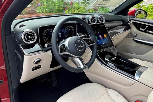 2026 Mercedes-Benz GLC 300 4MATIC