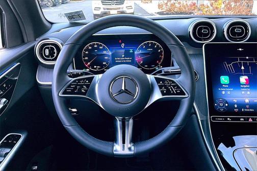 2025 Mercedes-Benz GLC 300 4MATIC