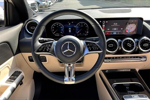 2025 Mercedes-Benz GLA 250 4MATIC