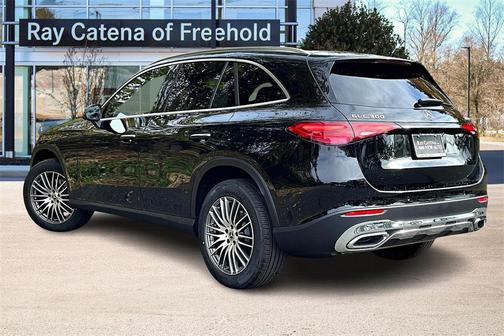 2026 Mercedes-Benz GLC 300 4MATIC