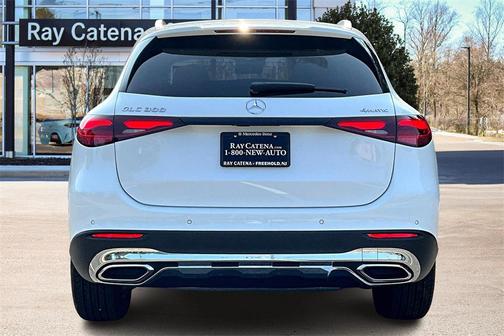 2025 Mercedes-Benz GLC 300 4MATIC