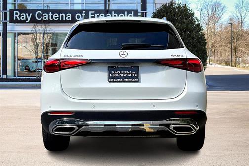 2025 Mercedes-Benz GLC 300 4MATIC