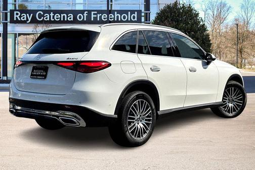 2025 Mercedes-Benz GLC 300 4MATIC