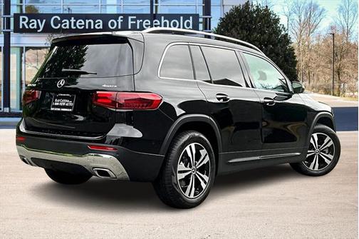 2025 Mercedes-Benz GLB 250 4MATIC
