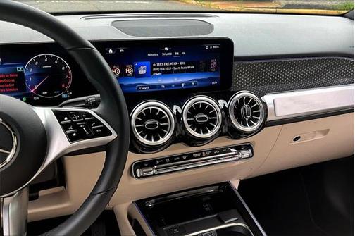 2025 Mercedes-Benz GLB 250 4MATIC