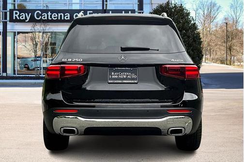 2025 Mercedes-Benz GLB 250 4MATIC