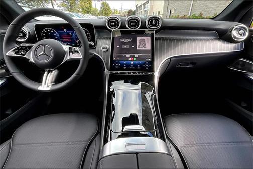2026 Mercedes-Benz GLC 300 4MATIC