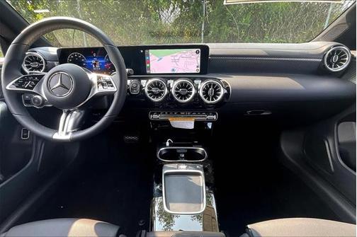 2025 Mercedes-Benz CLA 250 4MATIC