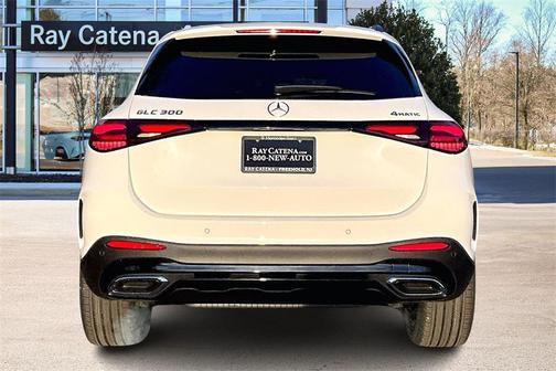 2026 Mercedes-Benz GLC 300 4MATIC