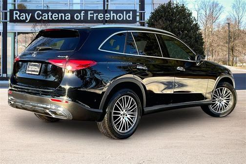 2026 Mercedes-Benz GLC 300 4MATIC