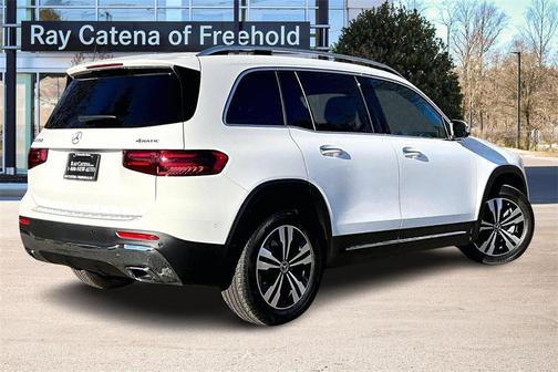 2025 Mercedes-Benz GLB 250 4MATIC