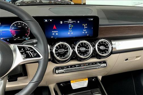 2026 Mercedes-Benz GLB 250 4MATIC