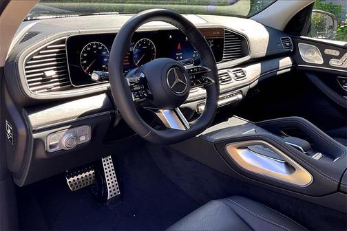 2026 Mercedes-Benz GLS 450 4MATIC