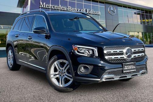 Black 2023 Mercedes-Benz GLB 250 4MATIC