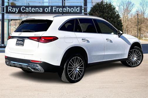 2025 Mercedes-Benz GLC 300 4MATIC