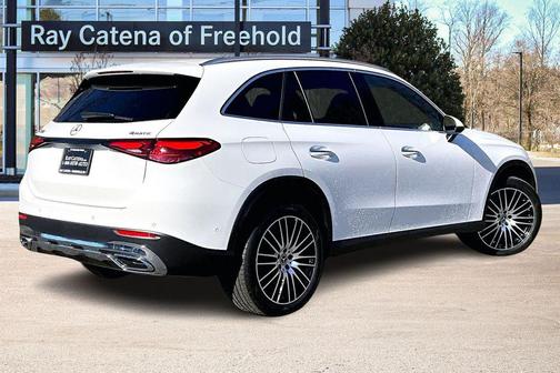 2025 Mercedes-Benz GLC 300 4MATIC