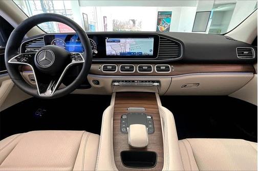 2025 Mercedes-Benz GLE 450e 4MATIC