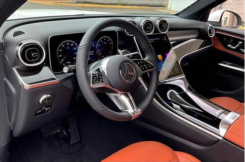 2025 Mercedes-Benz GLC 300 4MATIC