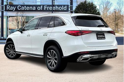 2025 Mercedes-Benz GLC 300 4MATIC