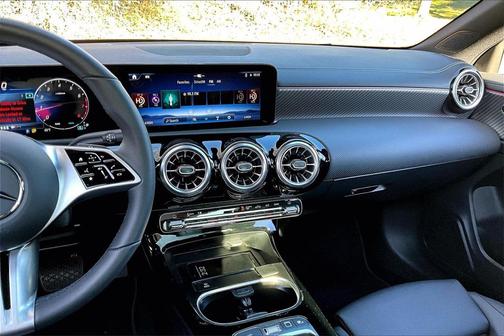 2025 Mercedes-Benz CLA 250 4MATIC