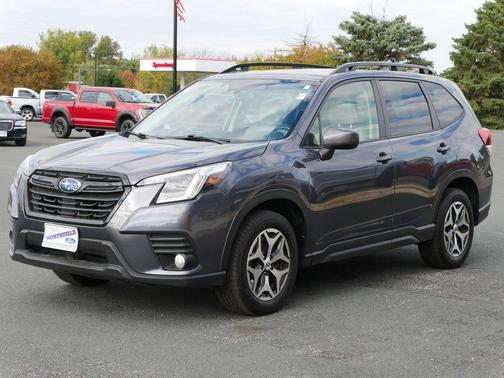 2022 Subaru Forester Premium