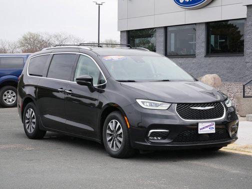 2021 Chrysler Pacifica Hybrid Touring L