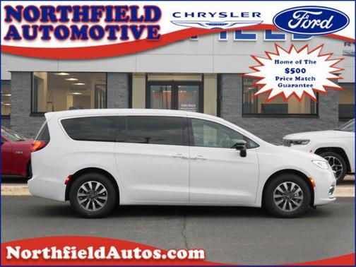 2025 Chrysler Pacifica Hybrid Select
